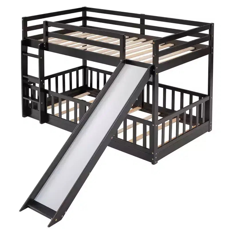 Letto a castello singolo su singolo con scivolo e scaletta, bianco