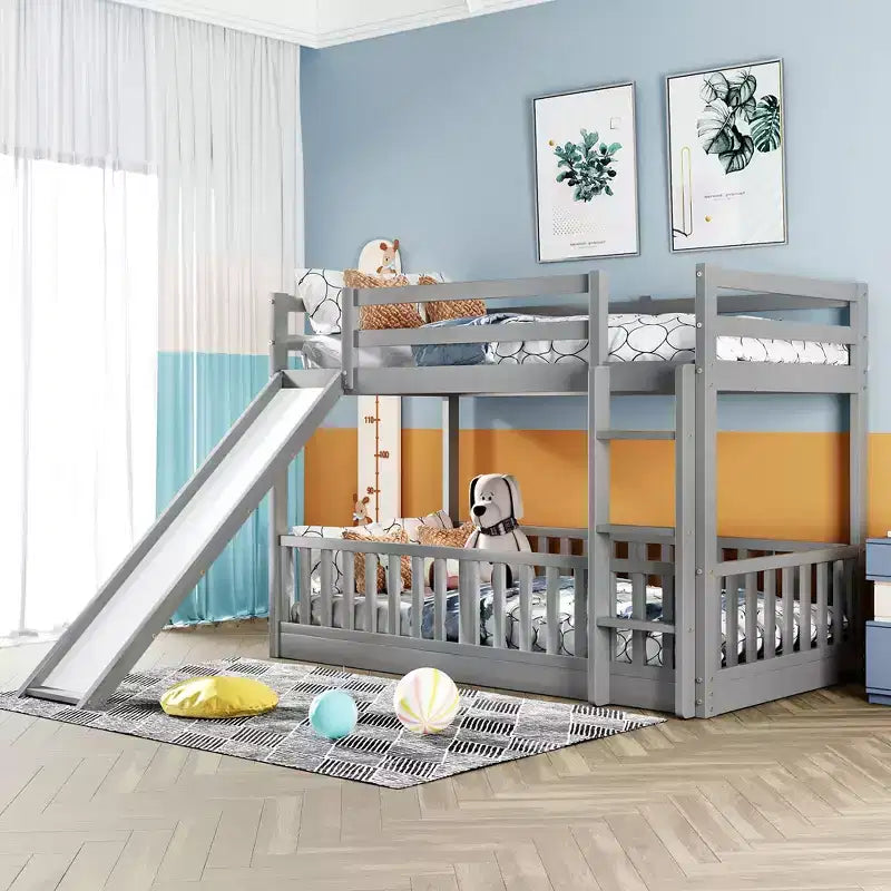 Letto a castello singolo su singolo con scivolo e scaletta, bianco