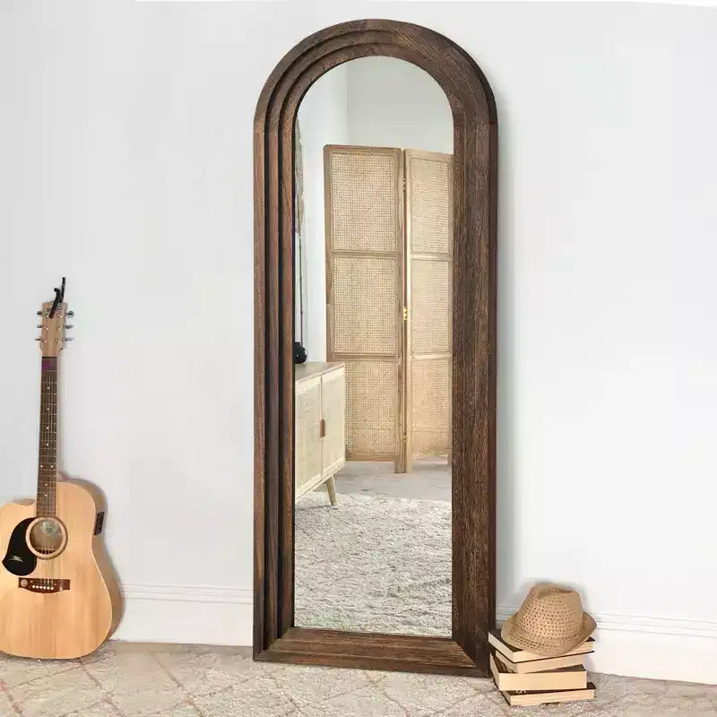Specchio intero ad arco ad angolo retto in legno massello, finitura carbone cotto, 64x21 pollici (senza staffa), acciaio temperato